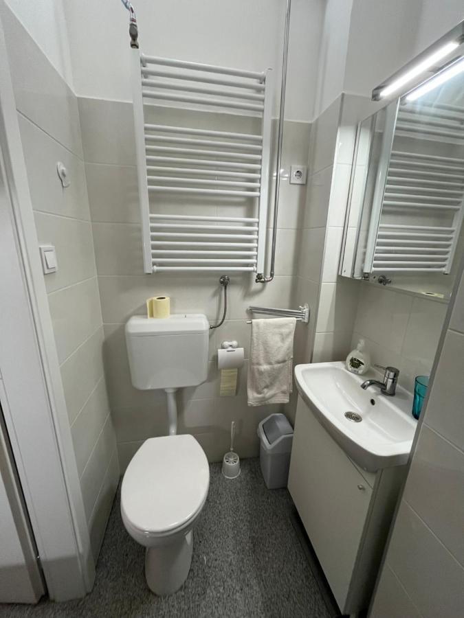 Ferienwohnung Garibaldik Apartman Budapest Exterior foto